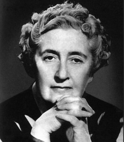 Agatha Christie dans la cinquantaine.