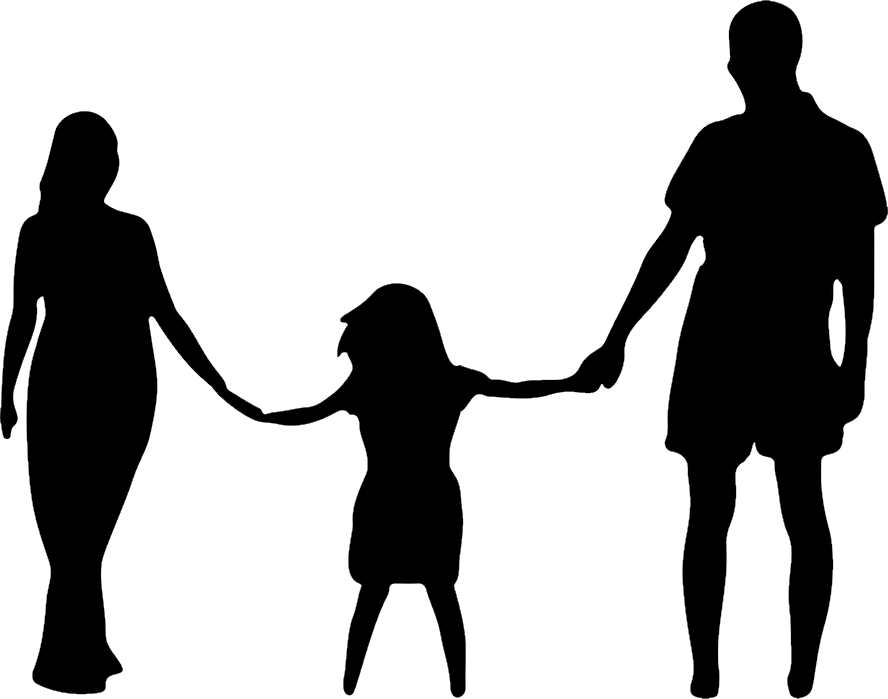 Silhouette d'une fillette entre ses deux parents